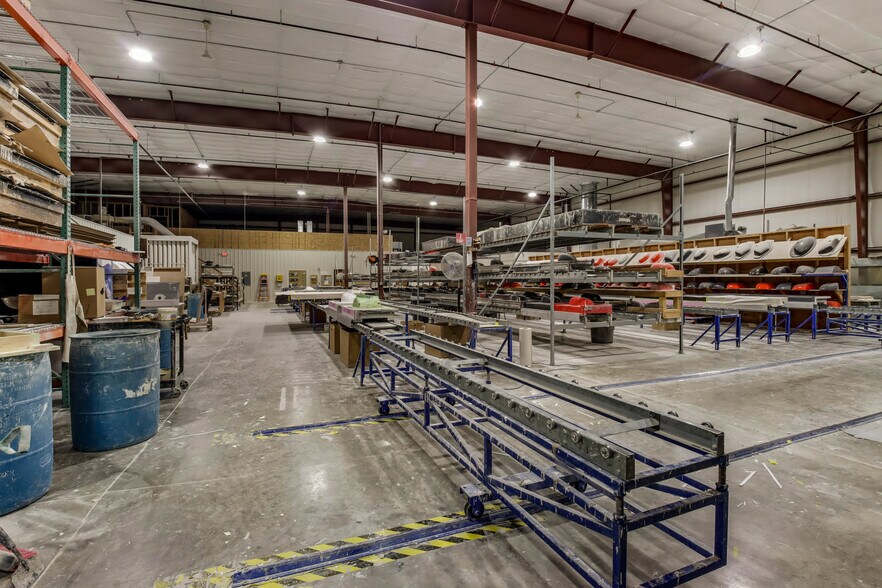 More Photos Of 653 Tower Dr, Cadott Manufacturing For Sale