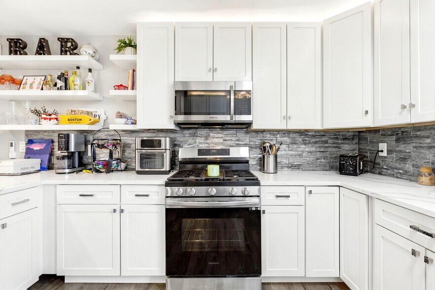 More Photos Of 142 Meridian St, Boston Multifamily For Sale