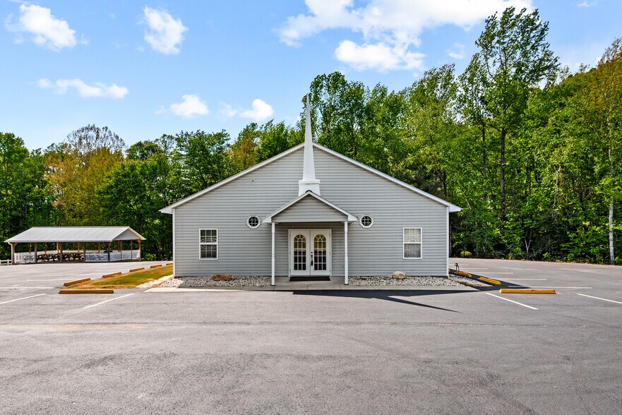 Primary Photo Of 22114 Carters Gate Rd, Ruther Glen Religious Facility For Lease