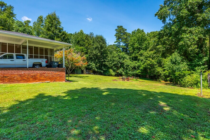 More Photos Of 4270 S Main St, Acworth Office For Sale