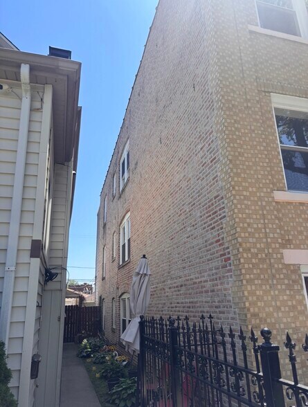 More Photos Of 2209 N Mango Ave, Chicago Apartments For Sale