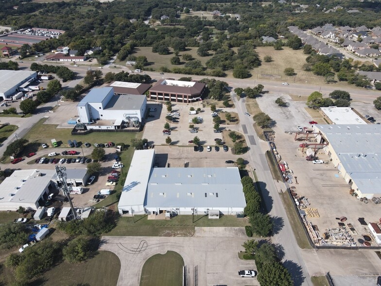 More Photos Of 1208 Commercial Blvd N, Arlington Warehouse For Sale