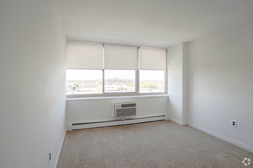 More Photos Of 5105 N Park Dr, Pennsauken Apartments For Lease