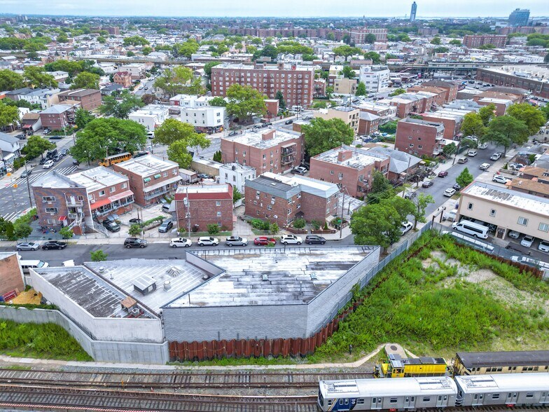 More Photos Of 2322 W 7th St, Brooklyn Warehouse For Sale