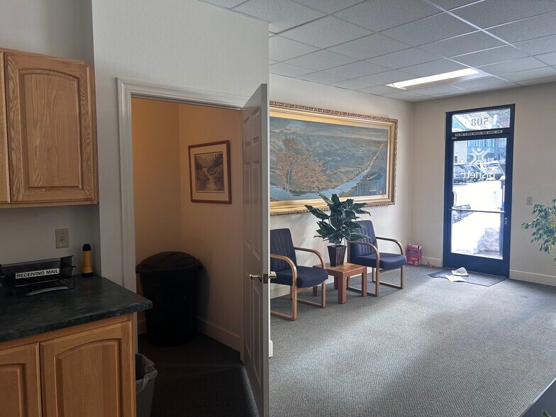 More Photos Of 508 Cascade Ave, Hood River Medical For Lease