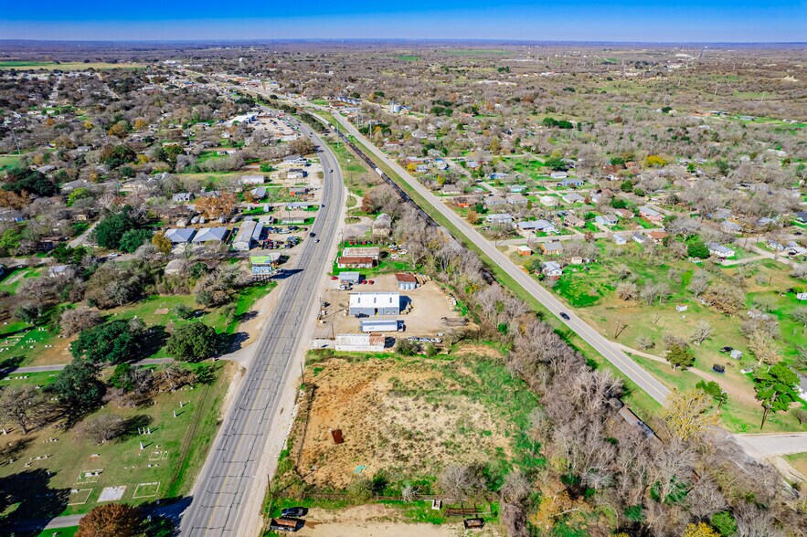 More Photos Of 1561 Pierce Street, Luling Land For Sale