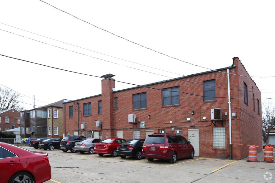 More Photos Of 6410-6418 Hampton Ave, Saint Louis Storefront Retail Office For Lease