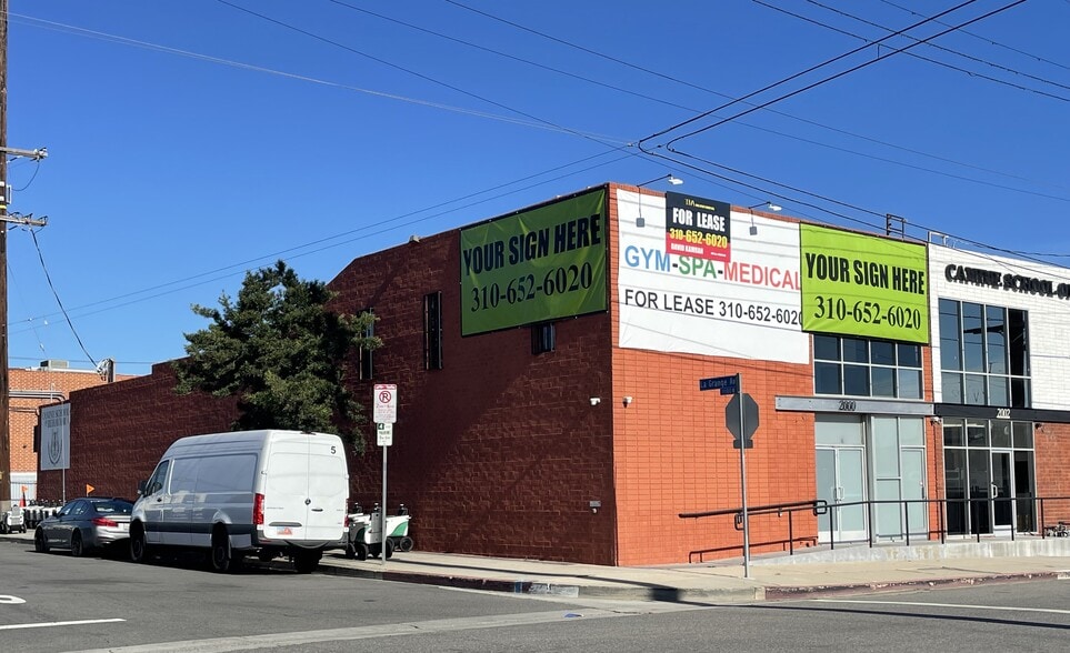 Primary Photo Of 2000 Cotner Ave, Los Angeles Showroom For Lease