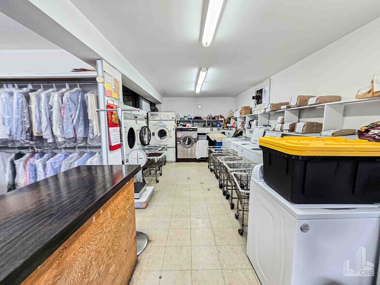 More Photos Of 1903 Lyon St, San Francisco General Retail For Sale