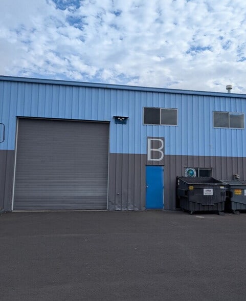 More Photos Of 163 SW Freeman Ave, Hillsboro Warehouse For Lease
