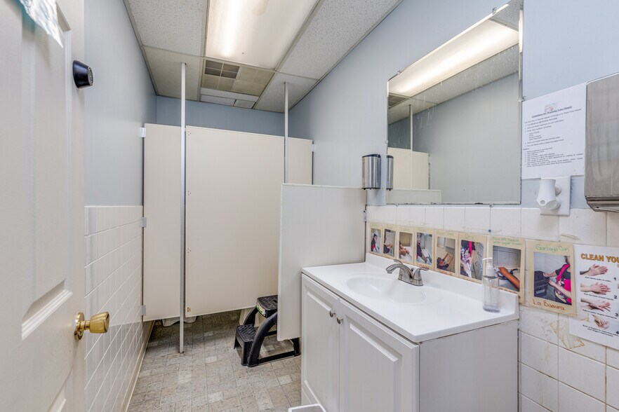 More Photos Of 2630 S Broad St, Trenton Religious Facility For Sale