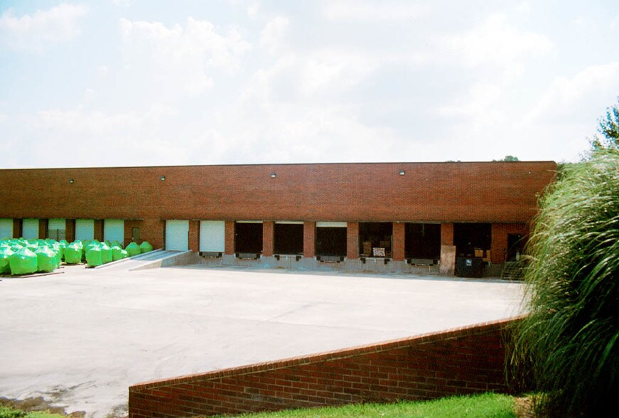 More Photos Of 8003 Westside Industrial Dr, Jacksonville Warehouse For Lease