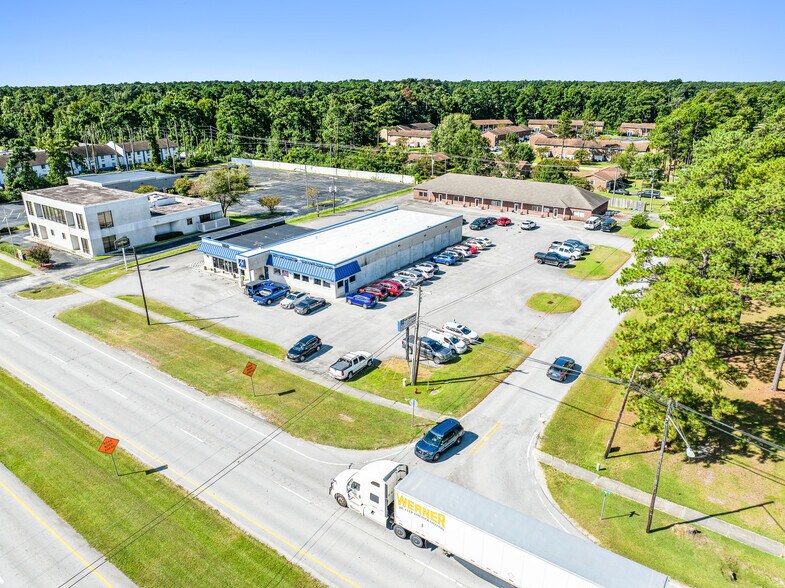 More Photos Of 1202 E Main St, Havelock Office For Sale