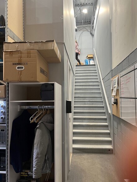 More Photos Of 1300-1360 Rue Louis-Marchand, Beloeil Warehouse For Lease