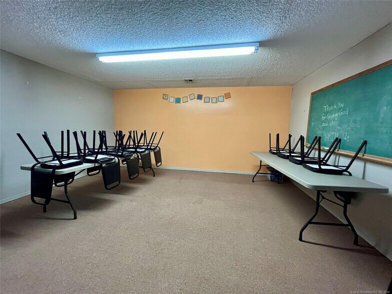 More Photos Of 2710 S Cherokee Dr, Muskogee Religious Facility For Sale
