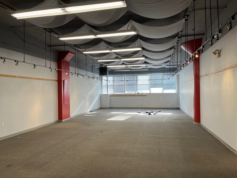 More Photos Of 231 Wilson Ave, Norwalk Industrial For Sale