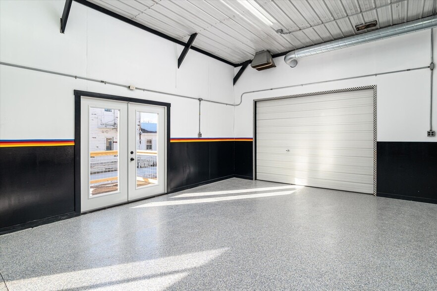 More Photos Of 110 FS Dr, Viroqua Auto Dealership For Sale