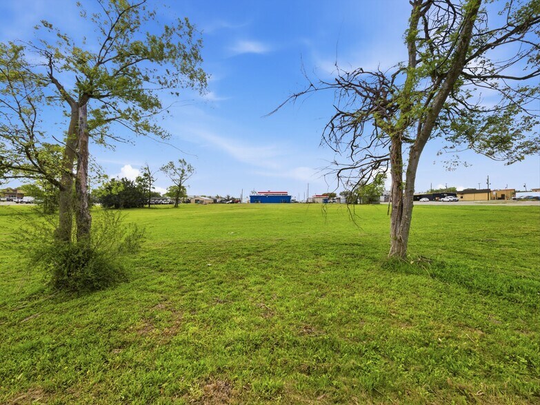 More Photos Of TBD TBD Mulberry Street, Kaufman Land For Sale