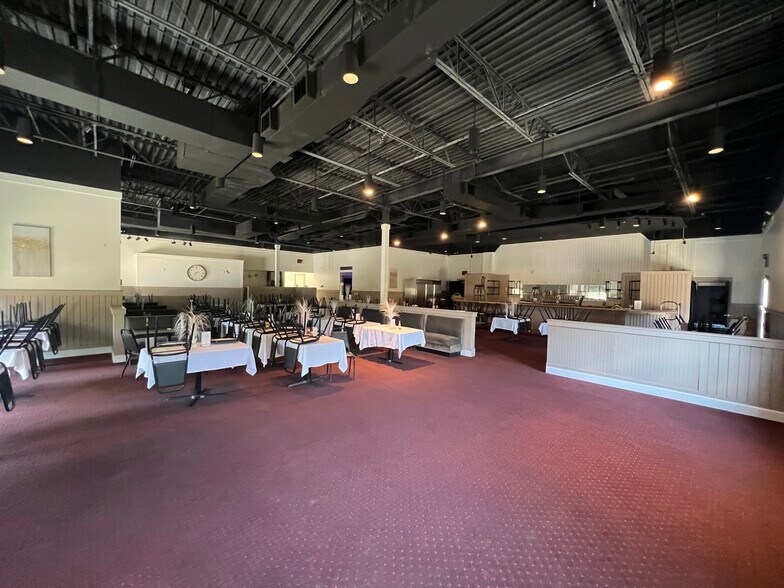 More Photos Of 7322 Stonecrest Concourse, Lithonia Restaurant For Sale