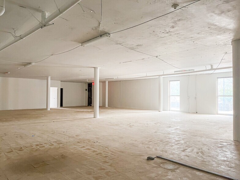 More Photos Of 5353 Florida Blvd, Baton Rouge Medical For Sale