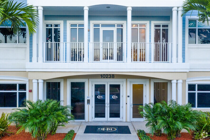 More Photos Of 10230 W State Road 84, Davie Unknown For Lease