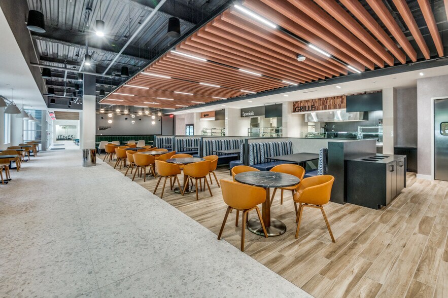 More Photos Of 8900 Freeport Pky, Irving Office For Lease