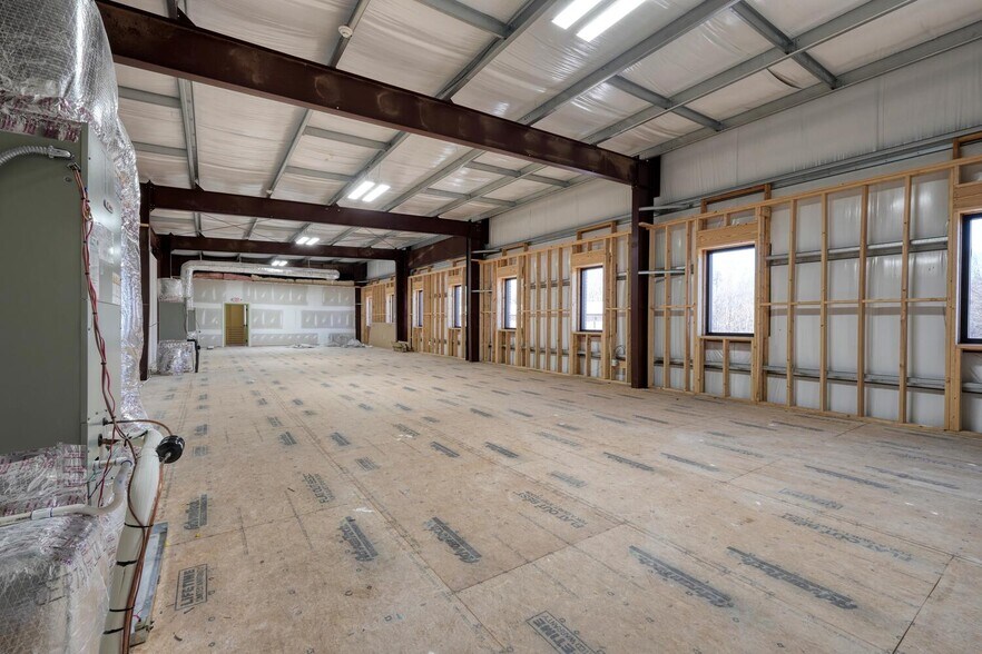 More Photos Of 3663 Southland Dr, Flowery Branch Warehouse For Sale