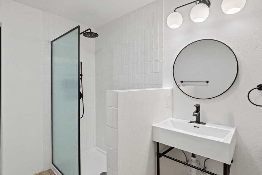 More Photos Of 4 N Chamisa Dr, Santa Fe Specialty For Sale