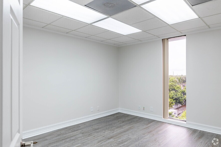 Photo of 4th Floor Ste 402