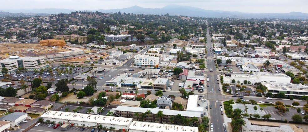 More Photos Of 335 E Pennsylvania Ave, Escondido Flex For Lease