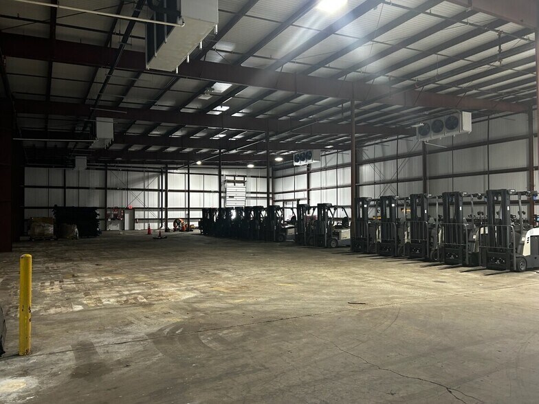 Primary Photo Of 7000 Waverly Rd, Waverly Refrigeration Cold Storage For Lease