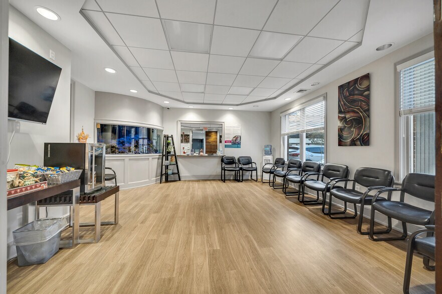 More Photos Of 126 State St, Hackensack Office For Sale