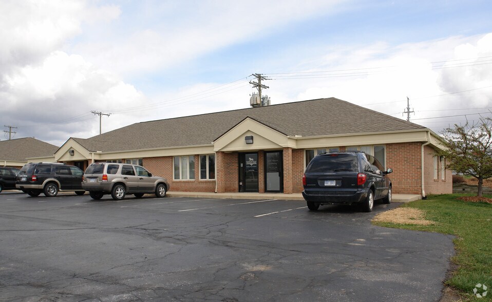 Primary Photo Of 131-137 Keveling Dr, Saline Medical For Sale