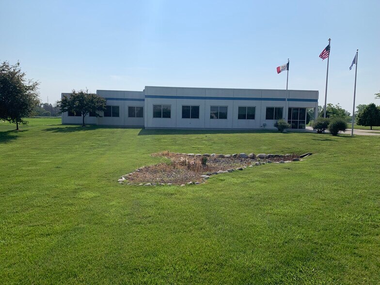 More Photos Of 224 S Bell Ave, Ames Office For Lease