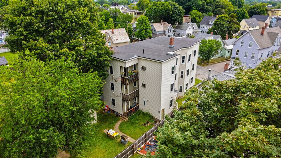 More Photos Of 61 B St, Manchester Multifamily For Sale