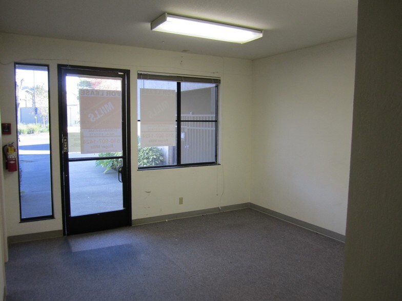 More Photos Of 10945-10955 San Pablo Ave, El Cerrito Medical For Lease