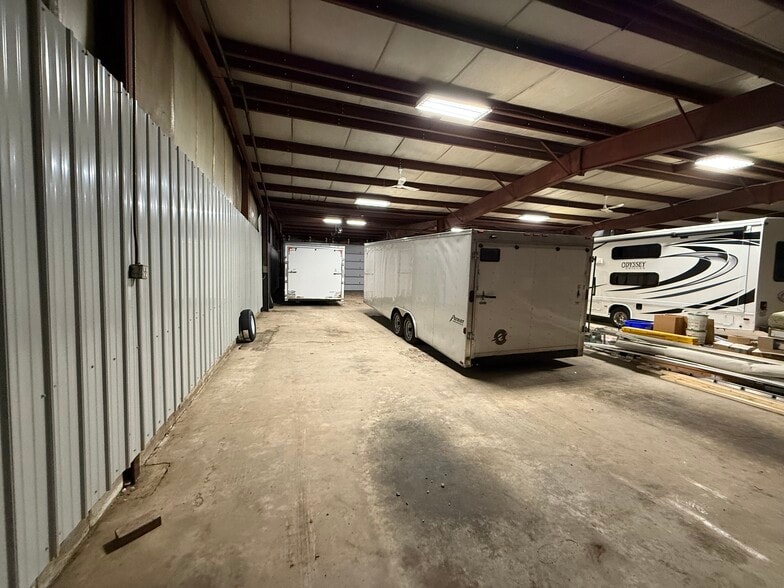 More Photos Of 805 Atlantic Ave, Franklin Light Manufacturing For Sale