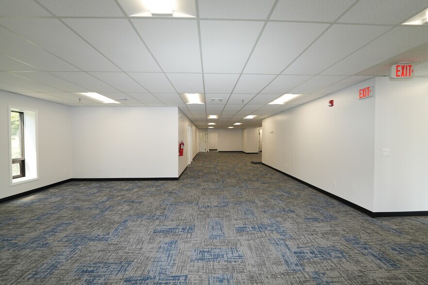 More Photos Of 171 Industrial Pky, Branchburg Manufacturing For Lease