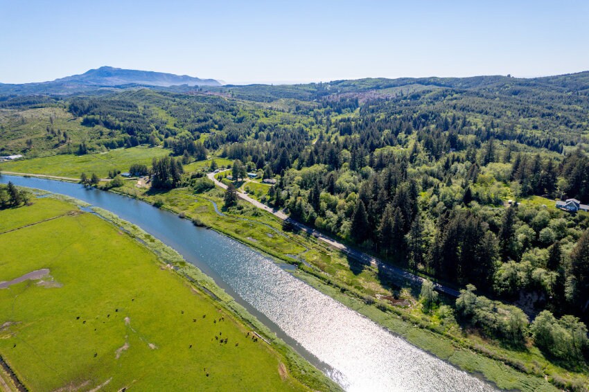 More Photos Of 25 Fraser Rd W, Tillamook Lodge Meeting Hall For Sale