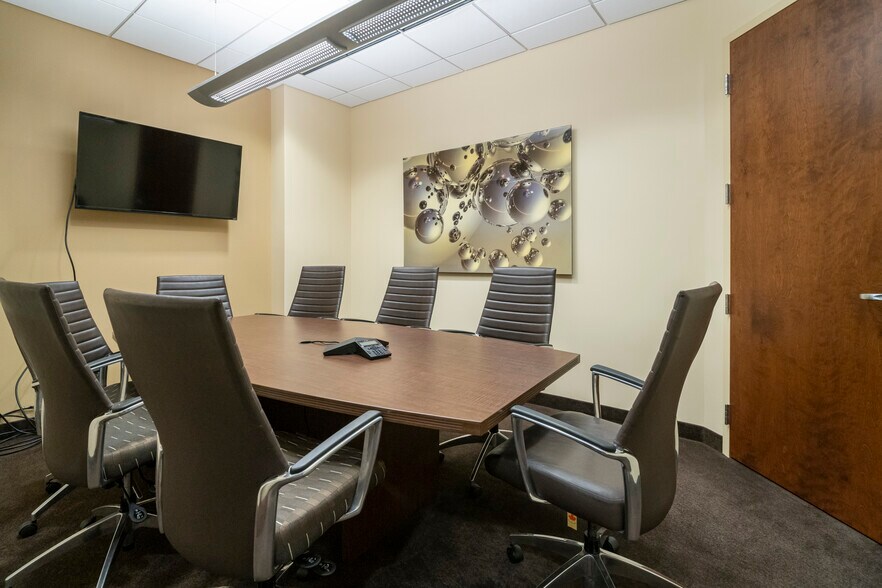 More Photos Of 7230 Lee Deforest Dr, Columbia Office For Lease