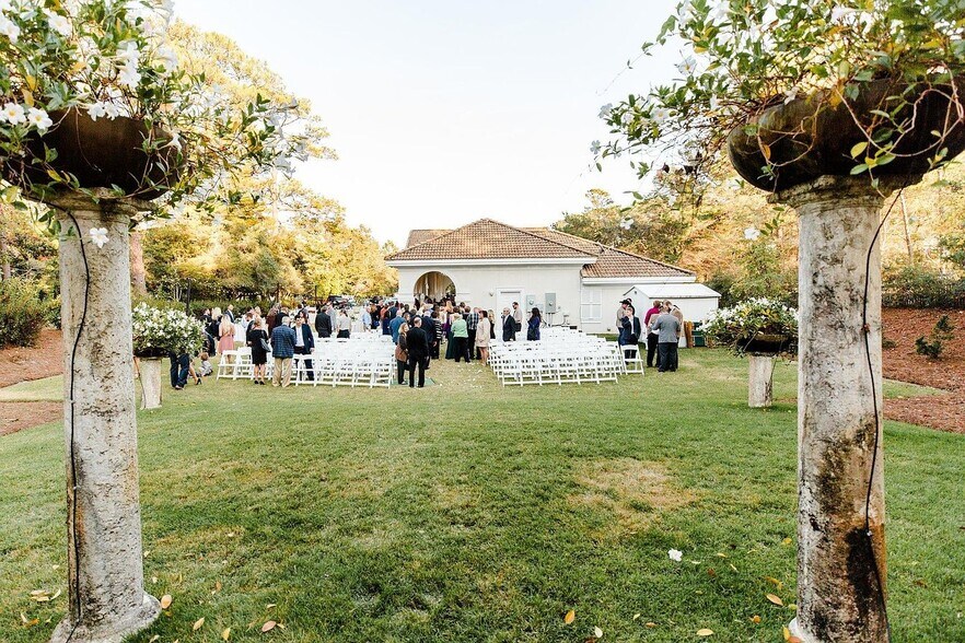 More Photos Of 3375 W County Highway 30A, Santa Rosa Beach Restaurant For Lease