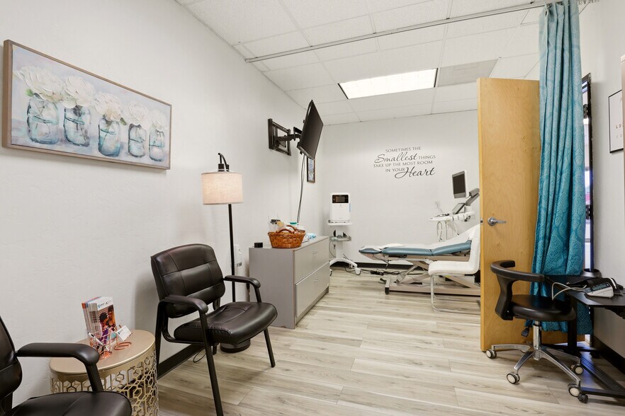 More Photos Of 2648 N Campbell Ave, Tucson Medical For Sale