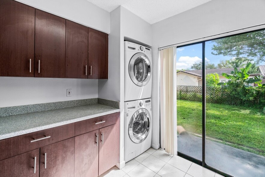 More Photos Of 1831-1837 NW 94th ave, Coral Springs Apartments For Sale