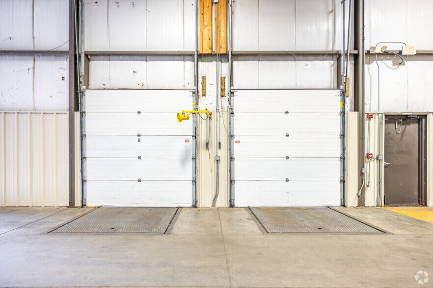 More Photos Of 1205-1227 Barberry Dr, Janesville Manufacturing For Sale