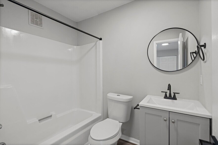 More Photos Of 4011 Eunice St SW, Huntsville Multifamily For Sale