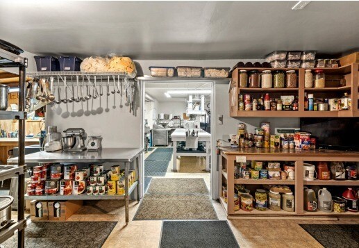 More Photos Of 33103-33105 Redwood Highway, O Brien Restaurant For Sale