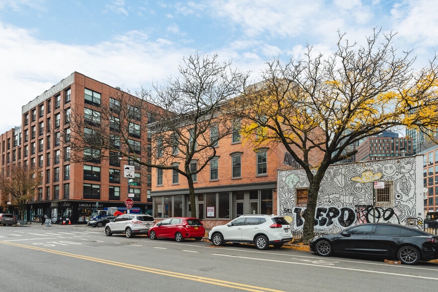 More Photos Of 1139-1141 Manhattan Ave, Brooklyn Apartments For Sale