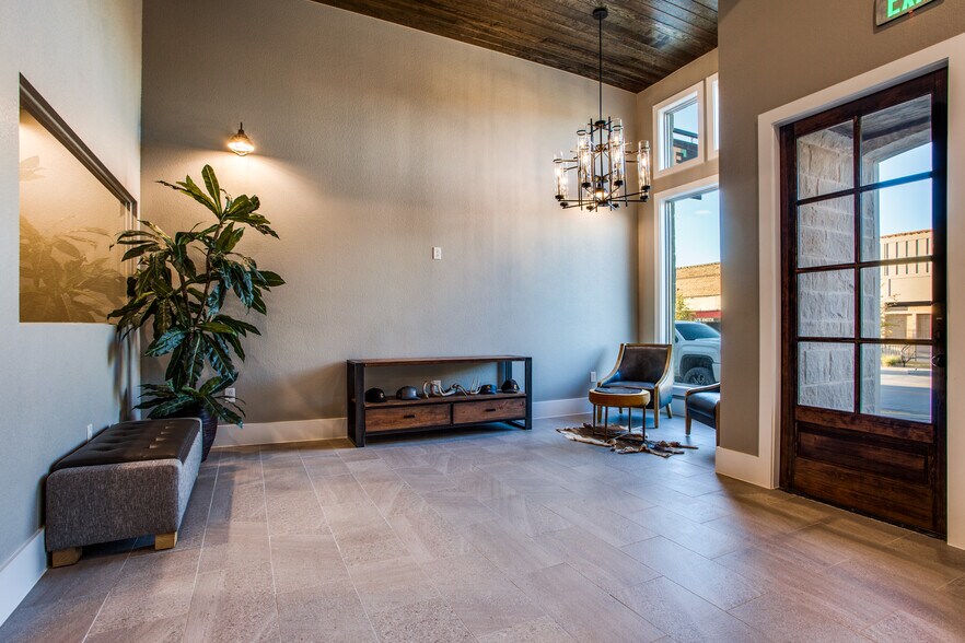 More Photos Of 1024 Halsell St, Bridgeport Storefront Retail Office For Sale