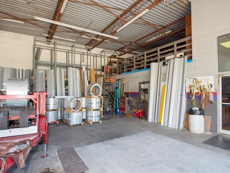 More Photos Of 415 US Highway 1, Vero Beach Freestanding For Sale