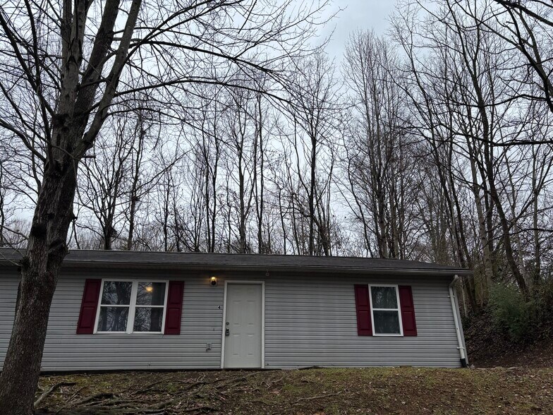 More Photos Of 209 Cemetary Ln, Jonesborough Apartments For Sale